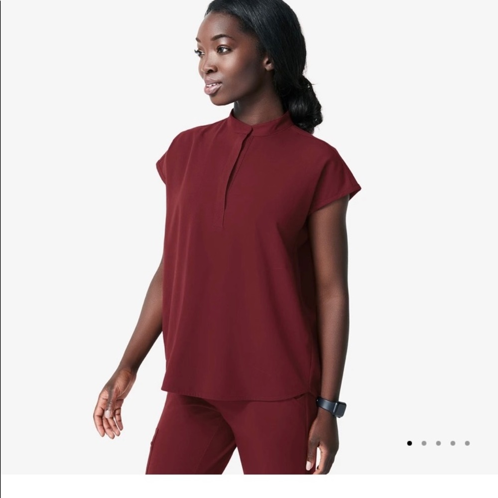 FIGS Rafaela scrub top